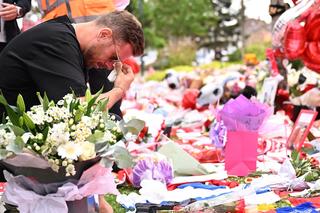 Liverpool, în doliu » Fanii și oamenii din fotbal îi aduc un ultim omagiu lui Diogo Jota: imagini înduioșătoare în apropierea Anfield Road