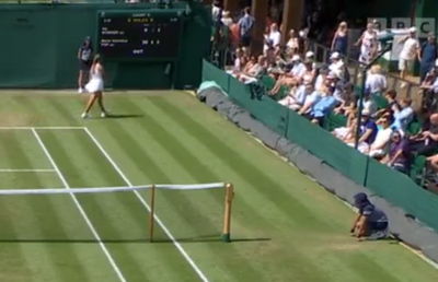 Descalificare la Wimbledon! Adversara unei românce a cedat nervos și și-a trântit racheta