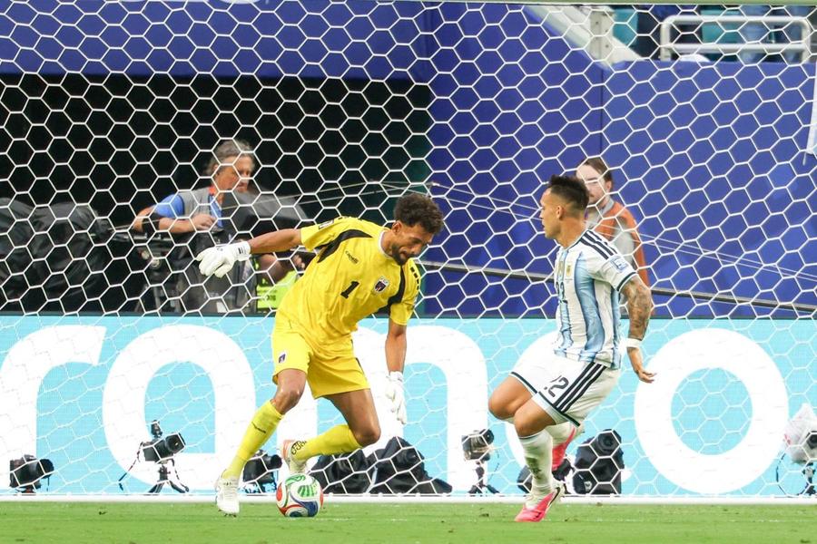 Cristiano Ronaldo are mai puține driblinguri decât portarul Vozinha la acest Mondial