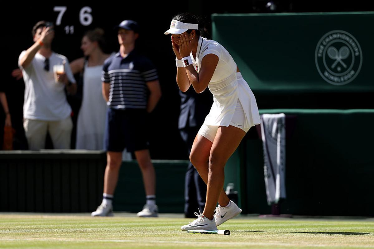 Încă un șoc la Wimbledon: campioana en-titre a fost eliminată în turul al treilea! Imagini excepționale cu bucuria