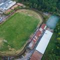 Stadionul din Plopeni a fost construit la sfârșitul anilor '30, fiind casa celor de la Metalul, o formație cu un lung istoric de divizionară secundă