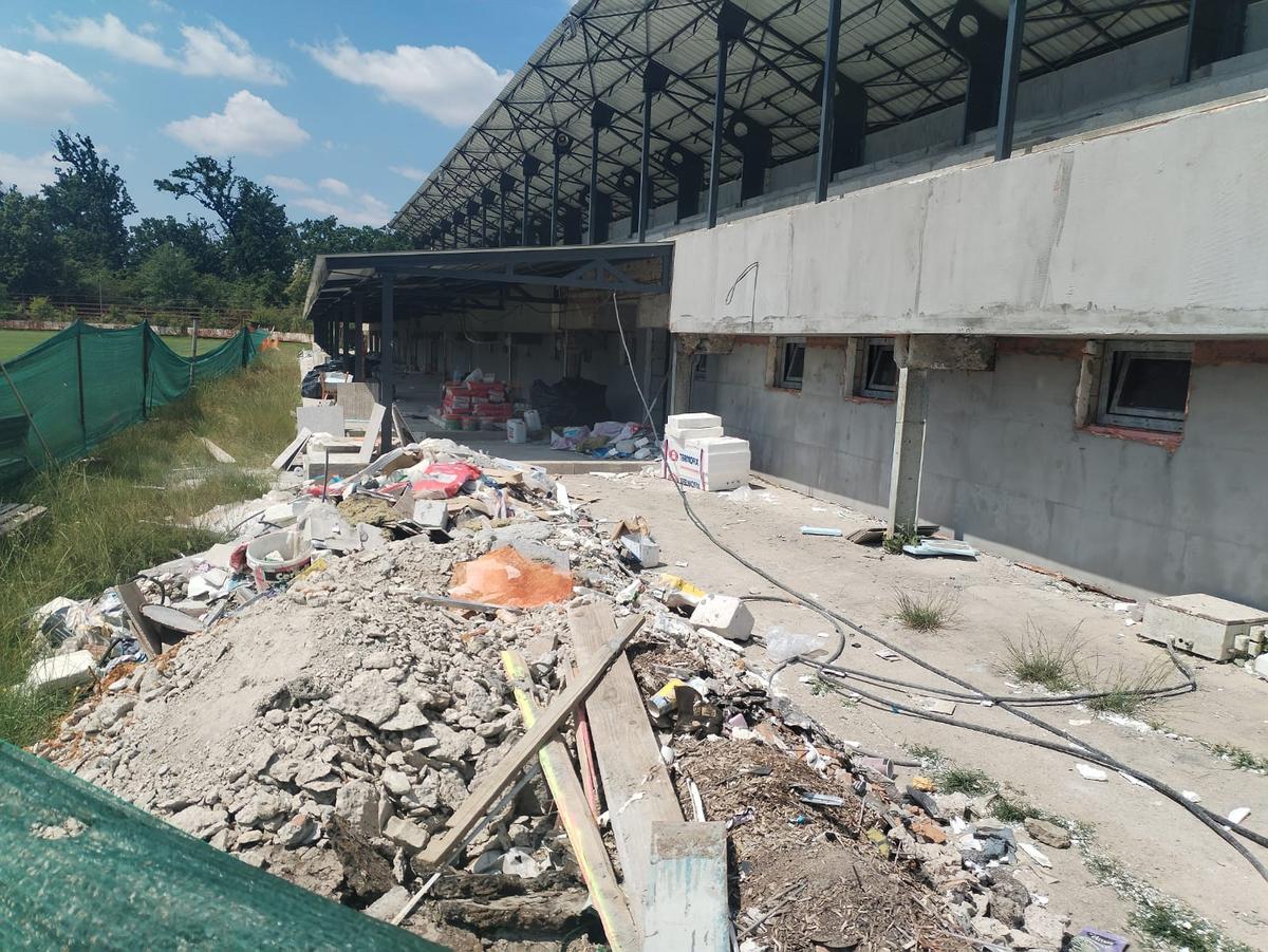 Șantier stadion Plopeni