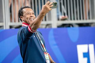 Bubista, selecționerul devenit celebru la Mondial, aplaudat în picioare la conferința de presă