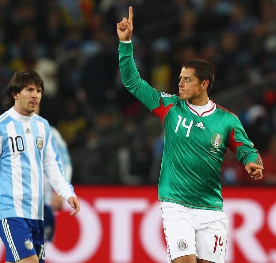„Chicharito” Hernandez s-a duelat cu Argentina lui Messi, marcând de două ori Comparație epică între Ronaldo și Messi: „Unul e Superman, altul e Batman”. Care este concluzia lui „Chicharito”
