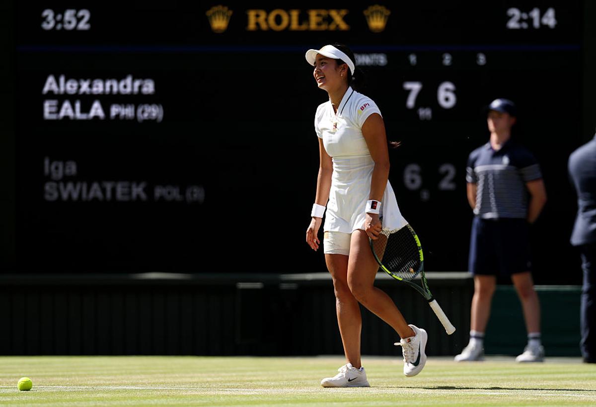Încă un șoc la Wimbledon: campioana en-titre a fost eliminată în turul al treilea! Imagini excepționale cu bucuria