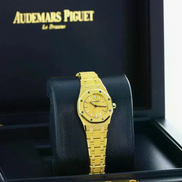 Audemars Piguet Mini Royal Oak Frosted Gold, ceasul purtat de Drake // FOTO Chrono