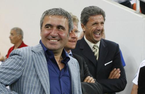 Gică Popescu, președintele Viitorului, spune că urmașul lui Gică Hagi pe bancă va fi ales până la sfârșitul săptămânii și evită să comenteze informația că una dintre variante e un tehnician provenit din școala Barcelonei.