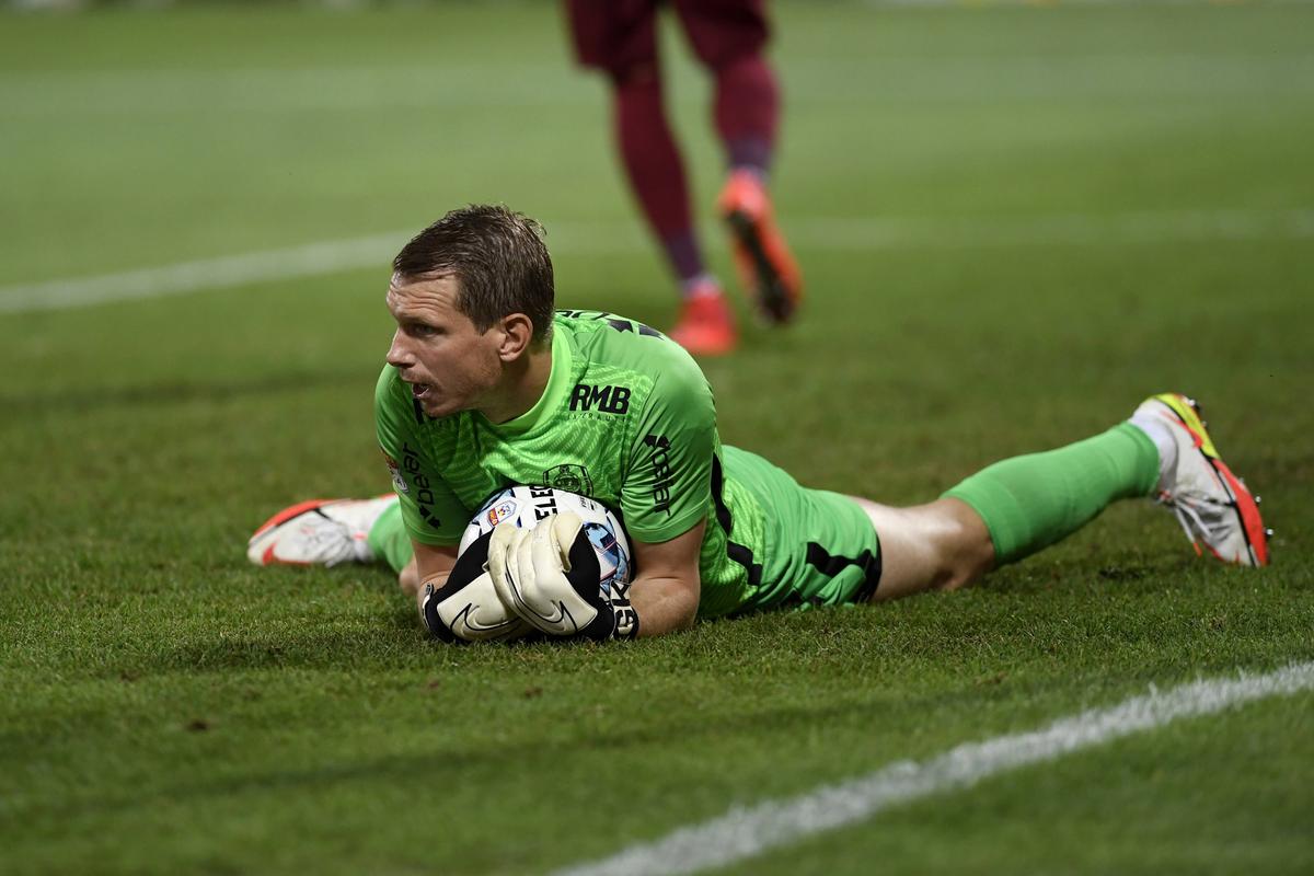 Răsturnare de situație în scandalul Chipciu - Șumudică! » Mijlocașul lui CFR Cluj a făcut anunțul oficial: „Iartă-mă, Mister”