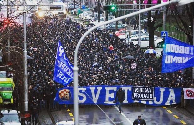 Haos în Liga Campionilor! Ciocnire violentă între cele două galerii: „Horror! A fost ca un Armageddon"
