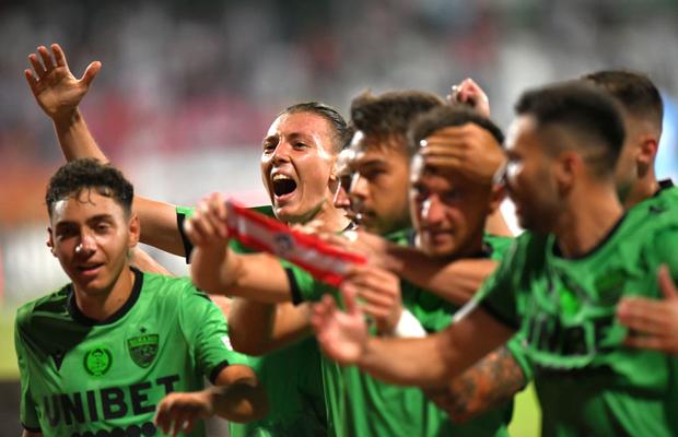 Povestea noului titular de la Dinamo: „A vrut să se lase de fotbal”
