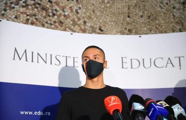David Popovici, la întâlnirea cu ministrul Educației: „Sunt într-un fel de cotitură, trebuie să decid dacă rămân în România sau SUA”