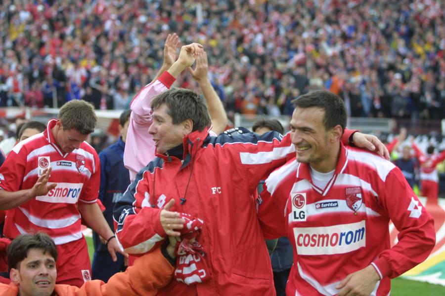 Cornel Țălnar, pe vremea când sărbătorea victorii la Dinamo alături de Marius Niculae și Ionuț Badea Concediat de fani, Țălnar dezvăluie ce se întâmplă la Dinamo: „Acțiunile sunt la Șerdean de o lună și nu vine nimeni”