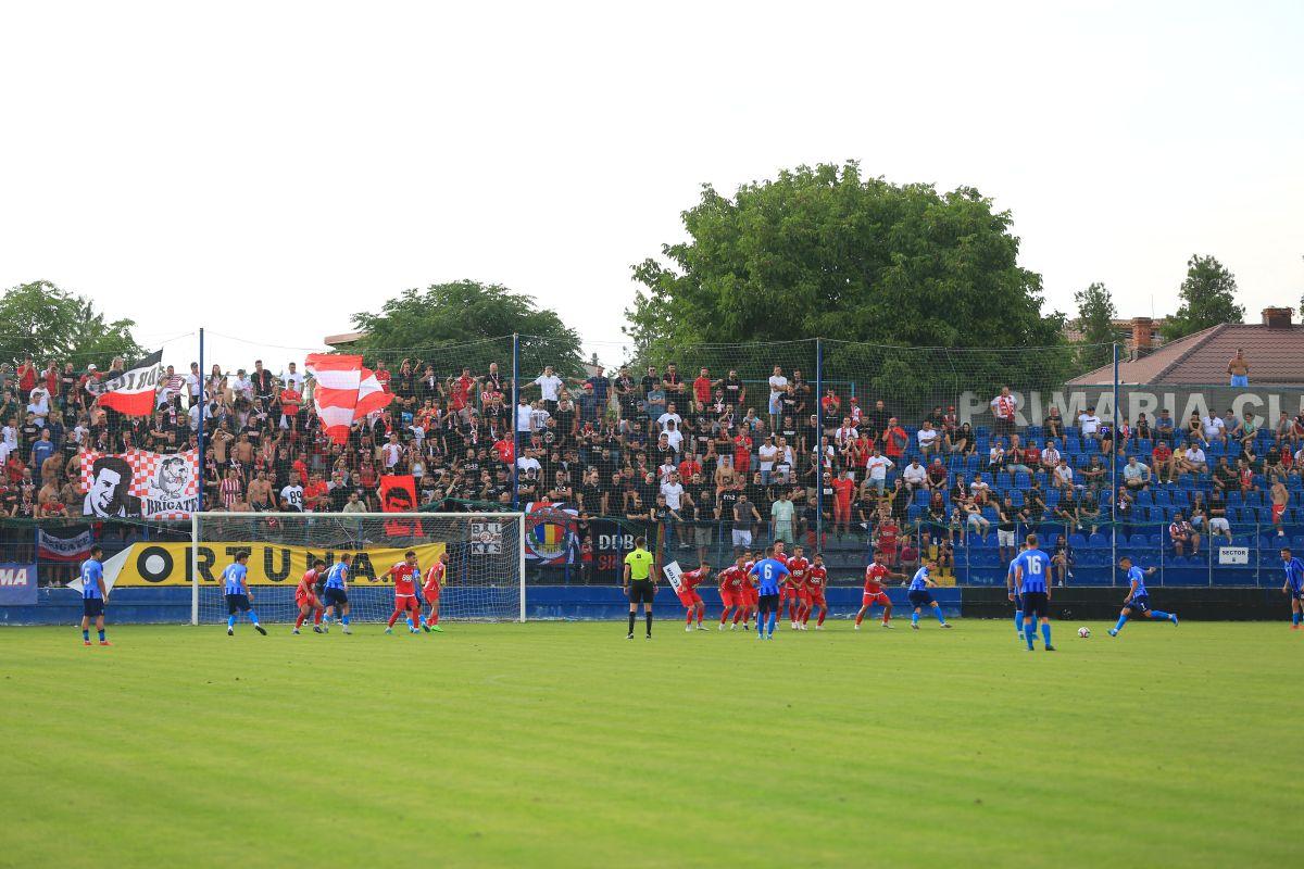 Răsturnare de situație la Dinamo: Burcă i-a spus că nu mai contează pe el, dar poate continua la echipă