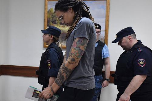 Britney Griner, condamnată la 9 ani de închisoare cu executare
Foto: Imago