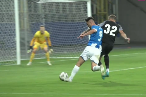 Zorya Luhansk - Universitatea Craiova | Oltenii au cerut un penalty în startul reprizei secunde, chiar înainte ca gazdele să deschidă scorul.