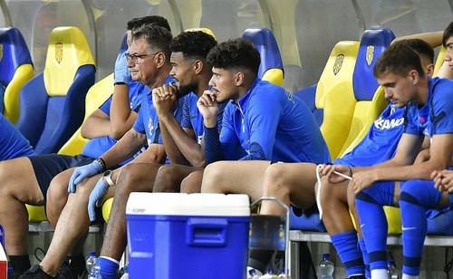 Dunajska Streda - FCSB | Florinel Coman, noul căpitan al roș-albaștrilor, a ieșit de pe teren la pauză.