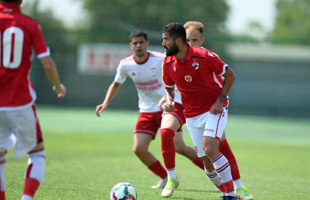Pe ei se bazează Dinamo și Ovidiu Burcă în prima etapă din Liga 2 + Cum va arăta echipa cu Progresul Spartac