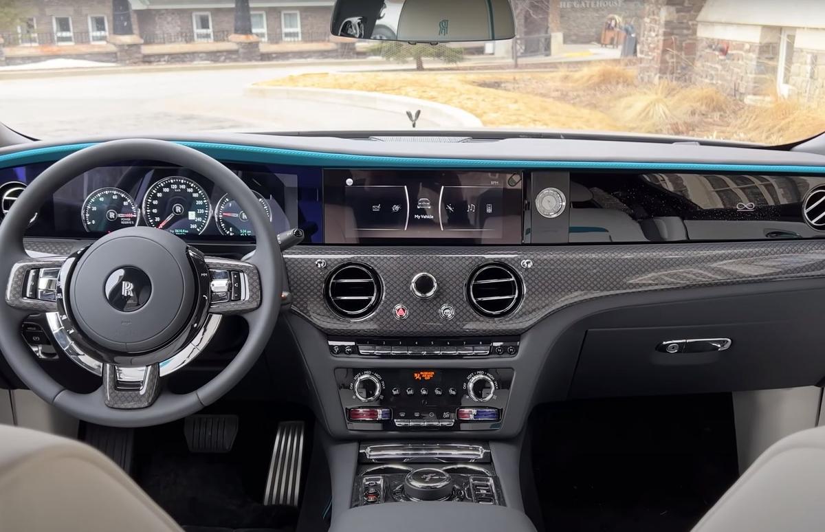 Gigi Becali - Rolls Royce Badge