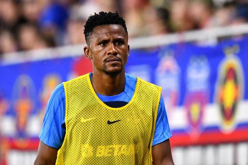 Siyabonga Ngezana nu a debutat pentru FCSB într-un meci oficial
