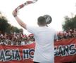 Suporterii lui Aktobe la meciul cu Torpedo Kutaisi / Sursă foto: instagram.com/fcaktobe_official/