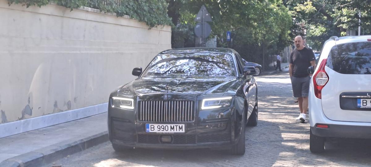 Singura mașină pe care Gigi Becali anunță că o mai conduce: „Nu mă ating de alta. E diferență mare. Când o conduci, zici că desenezi”