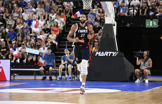 Un star din NBA a așteptat 31 de ani pentru primul coș de 3 puncte: „Parcă mi-am pierdut virginitatea!”