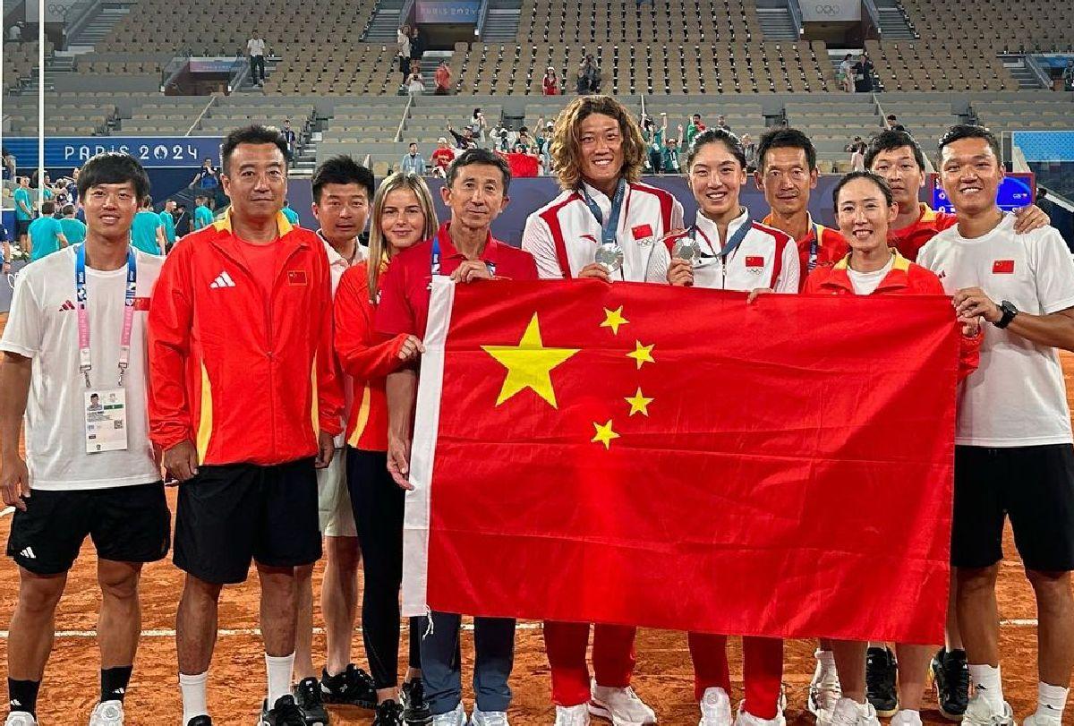 Chinezul care lucrează cu românca Julia Moldovan a cucerit medalia de aur la Jocurile Asiatice! Performanță pe măsură după un an cu multe premiere