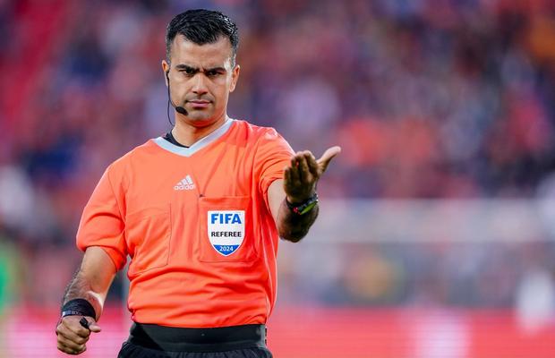 UEFA a stabilit brigada de arbitri pentru meciul Sparta Praga - FCSB » A mai condus un singur meci al unei echipe românești