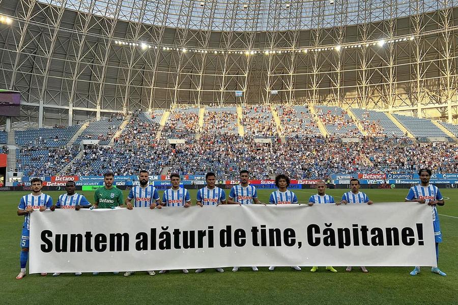 sursă foto: Facebook @ Universitatea Craiova 3 știri-blitz de la Craiova - Petrolul » Ce a fost în capul lui Mitriță? Gest halucinant