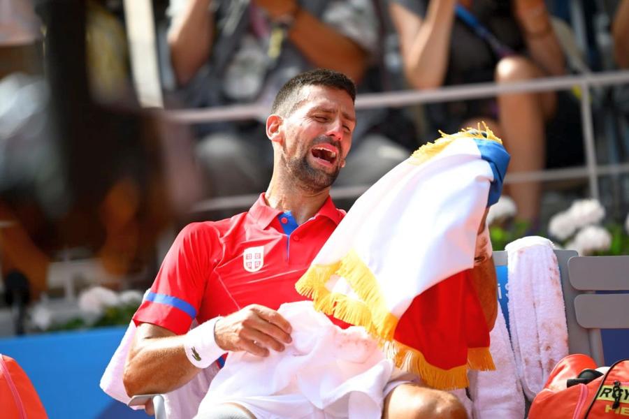 Novak Djokovic, suprem la Jocurile Olimpice! A cucerit medalia de aur, singura distincție majoră pe care n-o câștigase / FOTO: Raed Krishan (Gazeta Sporturilor) Decizia luată de Djokovic după ce a câștigat medalia de aur de la Jocurile Olimpice