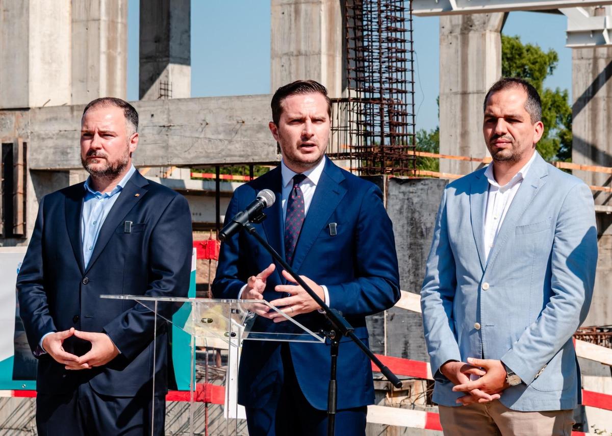 Au început lucrările la patinoarul „Mihai Flamaropol”