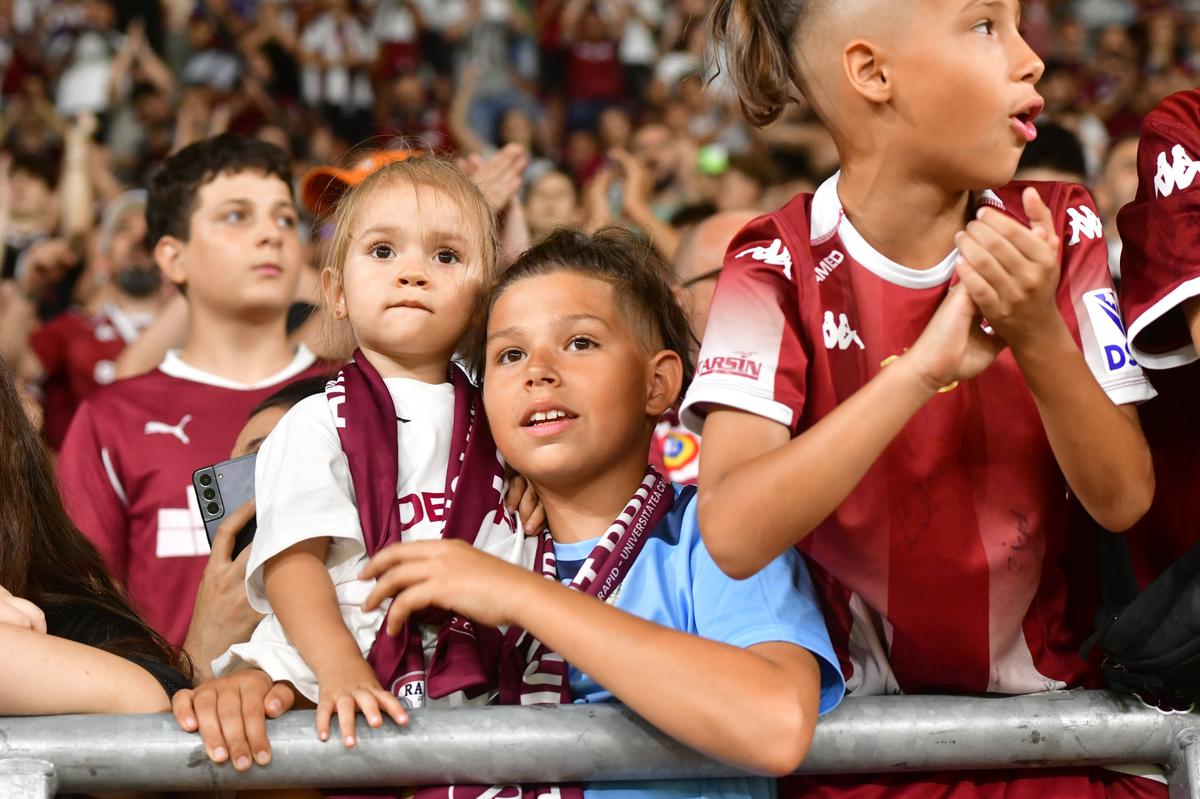 Rapid - FC Botoșani, cadre din meci // Cristi Preda (GSP)