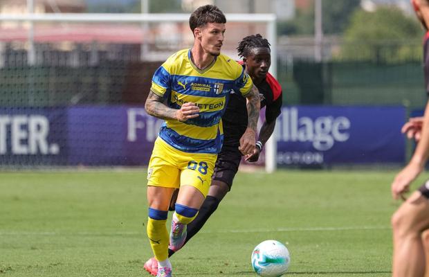 Încă un pas spre PSV Eindhoven! » Au scăzut pretențiile Parmei pentru Dennis Man! Anunțul presei din Italia