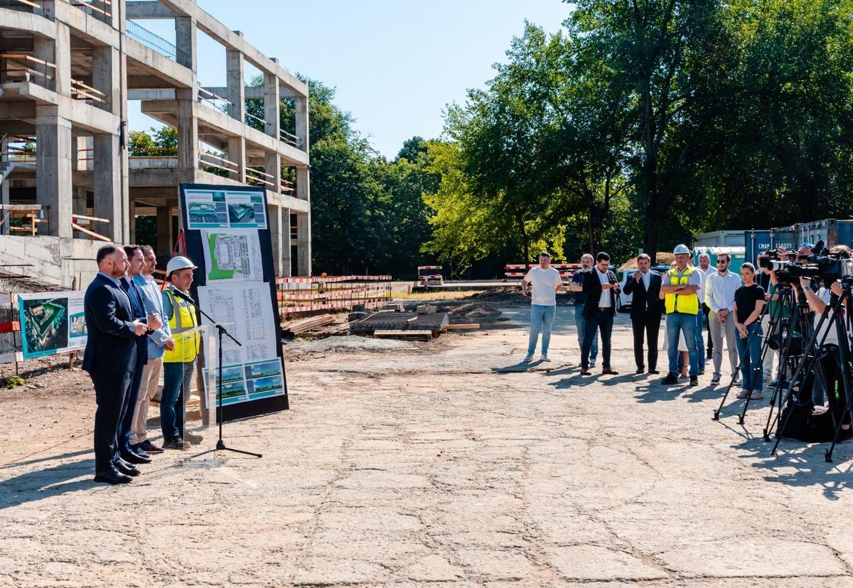 Au început lucrările la patinoarul „Mihai Flamaropol”