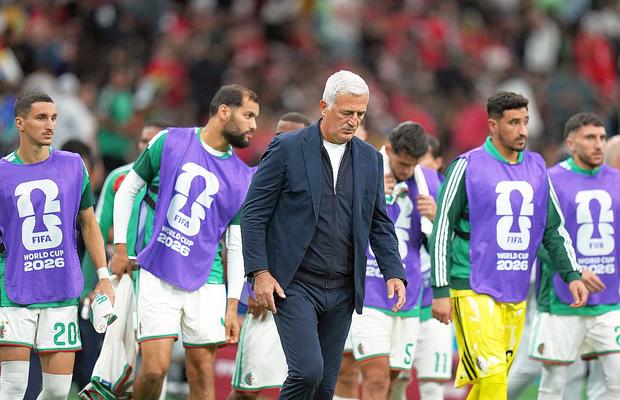 A trecut de grupe la Mondial, dar selecționerul tot a fost demis!