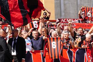 Imagini impresionante din Milano: legendarul Franco Baresi a fost înmormântat azi »  Nume uriașe au fost prezente