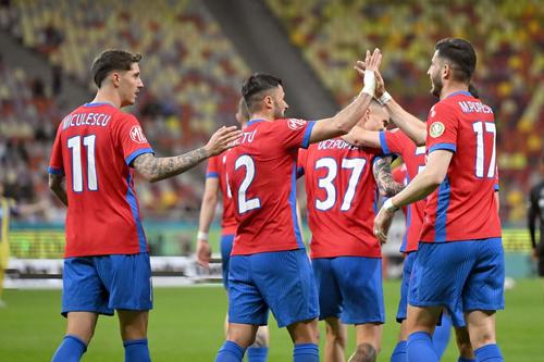 David Miculescu (stânga) // FOTO: Imago Images