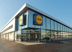 Sute de produse din sortimentul permanent al Lidl costă astăzi mai puțin decât în 2025
