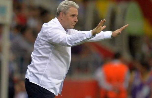 ROMÂNIA - SPANIA // Marius Șumudică lămurește una dintre problemele naționalei: „Eu acolo îl folosesc pe Toșca. Nu poți să-l compari cu Florin Ștefan”