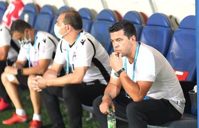 Probleme pentru Cosmin Contra » Un transfer din această vară riscă să rateze toate meciurile din 2020!