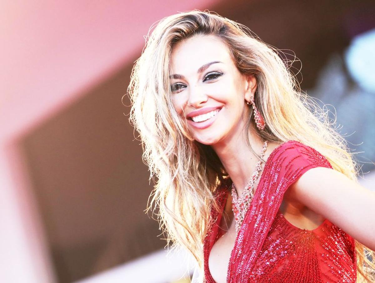 Madalina Ghenea - Venetia 2020