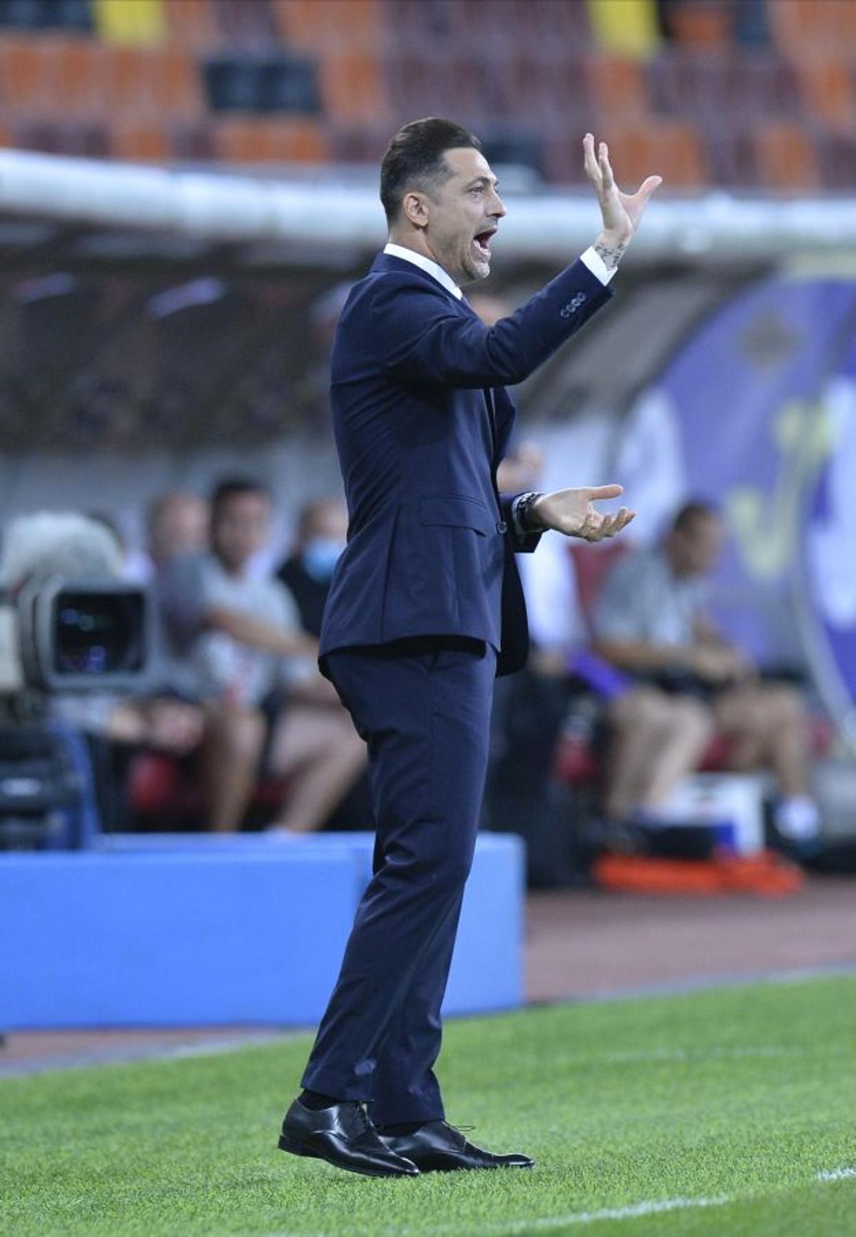 ROMÂNIA - IRLANDA DE NORD 1-1. Mirel Rădoi și-a început mandatul cu o schemă de geniu! Cum au păcălit Ianis Hagi și Nicolae Stanciu defensiva adversă