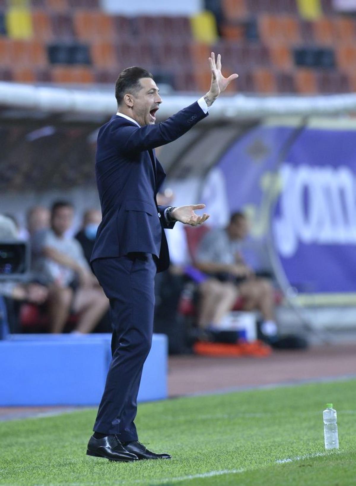 ROMÂNIA - IRLANDA DE NORD 1-1. Denis Alibec, scos din sărite de Ciprian Marica: „Să vină el să joace, toți își dau cu părerea!”