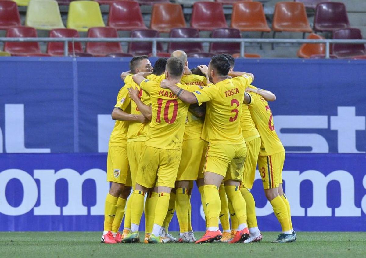 ROMÂNIA - IRLANDA DE NORD 1-1. Denis Alibec, scos din sărite de Ciprian Marica: „Să vină el să joace, toți își dau cu părerea!”