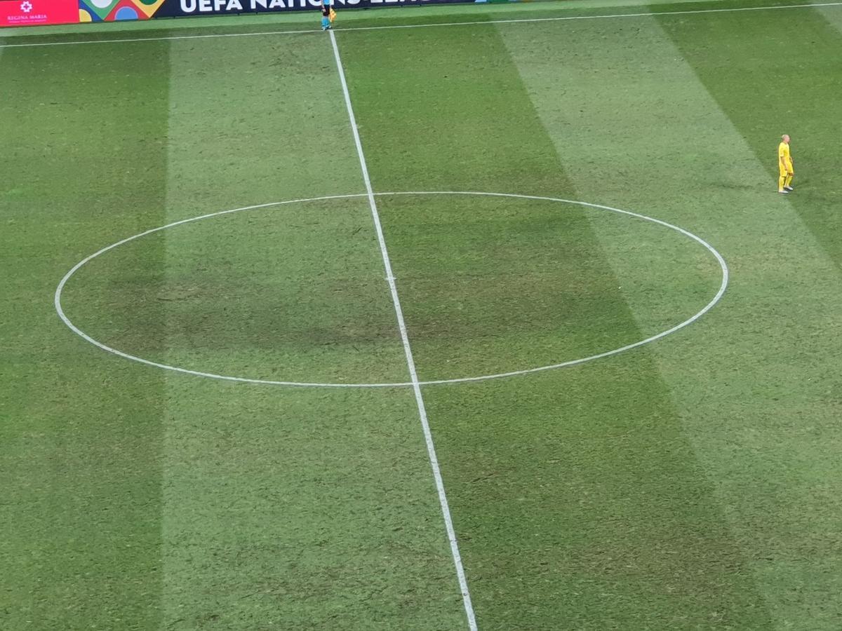 Gazon Arena Națională: România - Irlanda de Nord