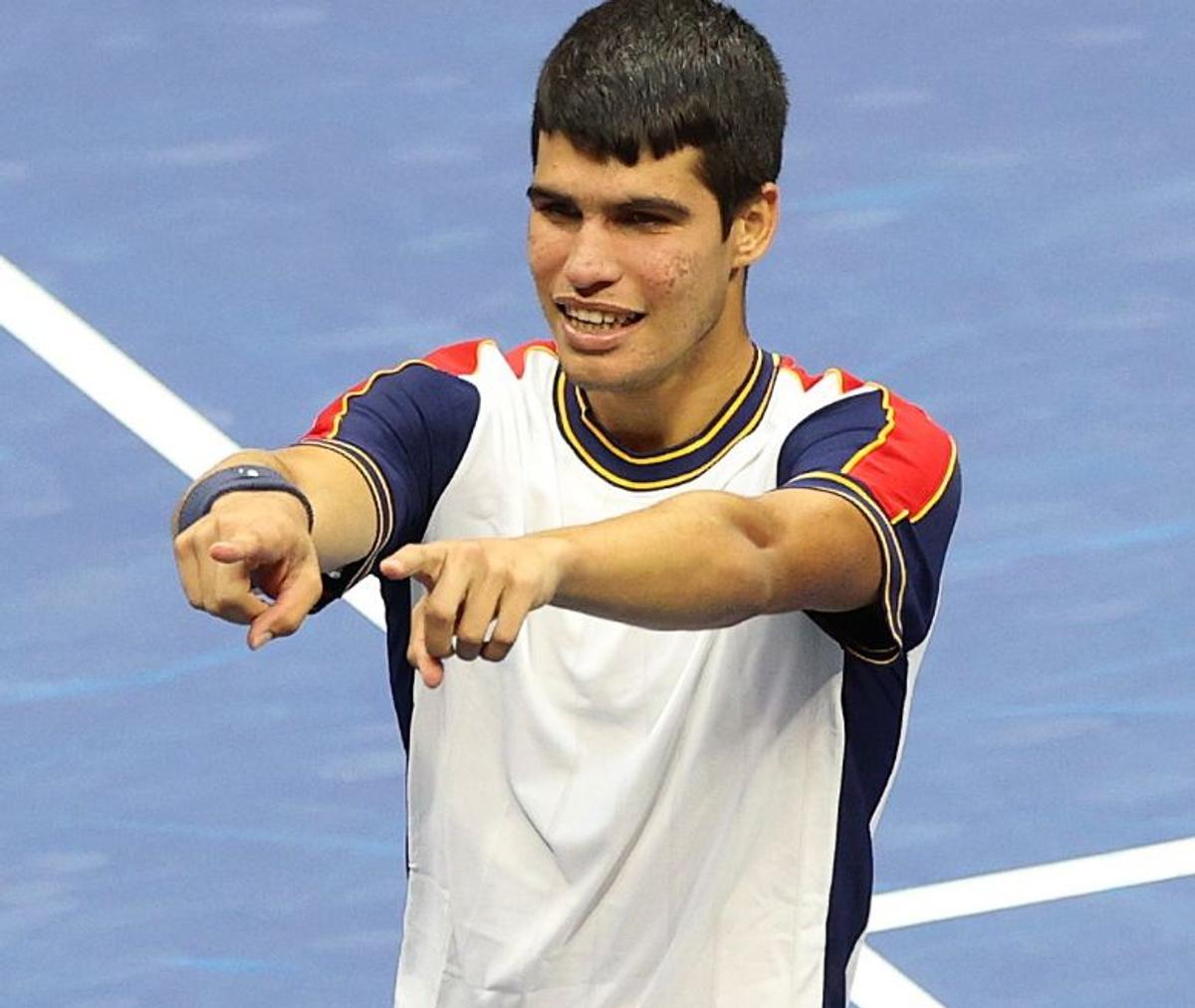 A star is born! Carlos Alcaraz scrie istorie la US Open și îl elimină pe Stefanos Tsitsipas!