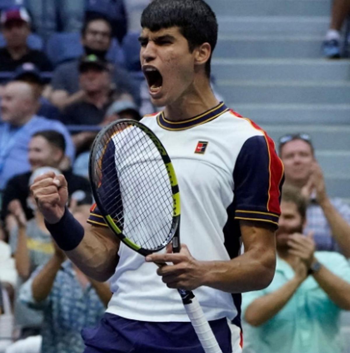 A star is born! Carlos Alcaraz scrie istorie la US Open și îl elimină pe Stefanos Tsitsipas!