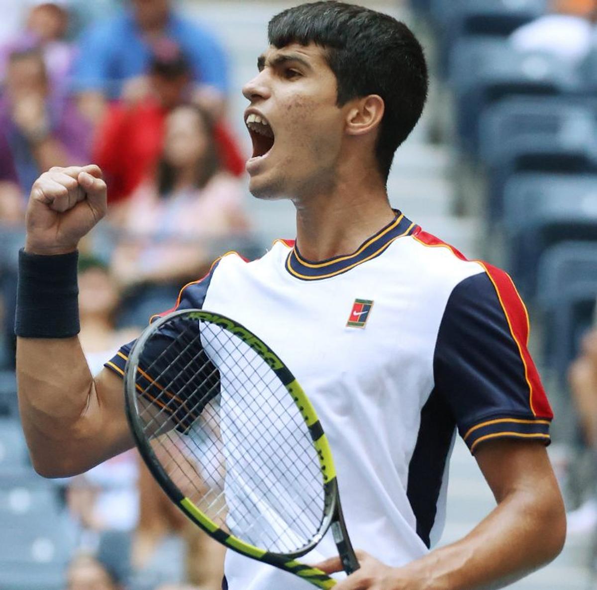 A star is born! Carlos Alcaraz scrie istorie la US Open și îl elimină pe Stefanos Tsitsipas!