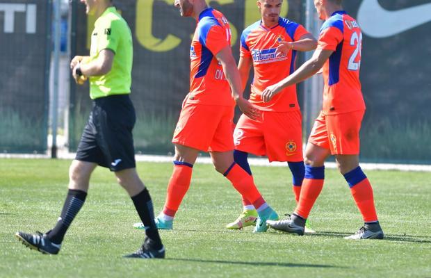 Claudiu Keșeru și Vali Gheorghe, la primul meci în tricoul lui FCSB » Debut perfect pentru noile transferuri ale roș-albaștrilor