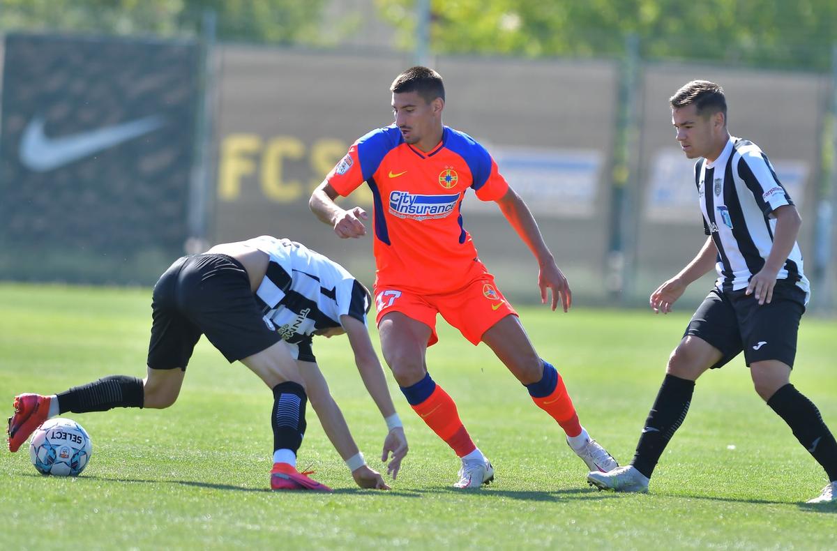 Claudiu Keșeru și Vali Gheorghe, la primul meci în tricoul lui FCSB » Debut perfect pentru noile transferuri ale roș-albaștrilor